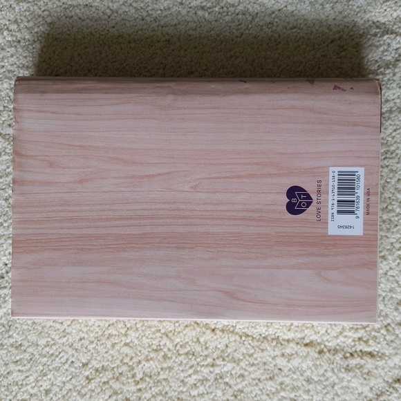 Colleen Hoover Book Bundle- It Ends With Us, It Starts With Us & Regretting You - Picture 3 of 7